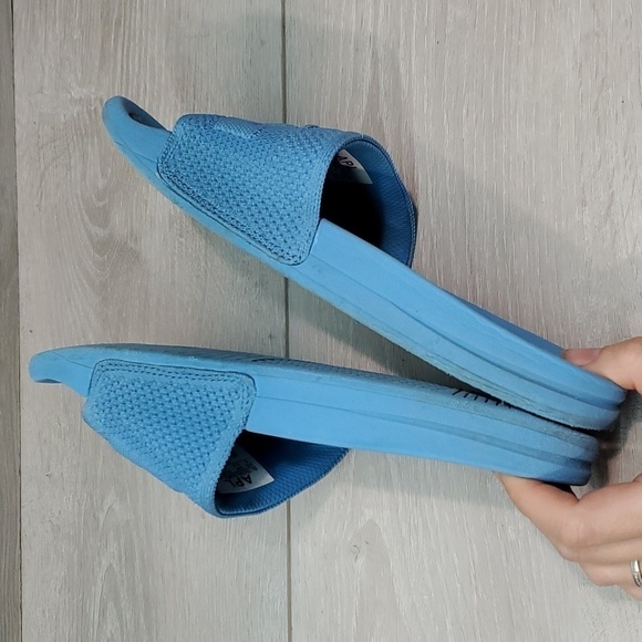 APL Womens Big Logo Slide Labs Flats shoes sz 8 - Picture 6 of 10